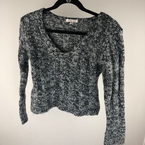 Long sleeve cropped sweater